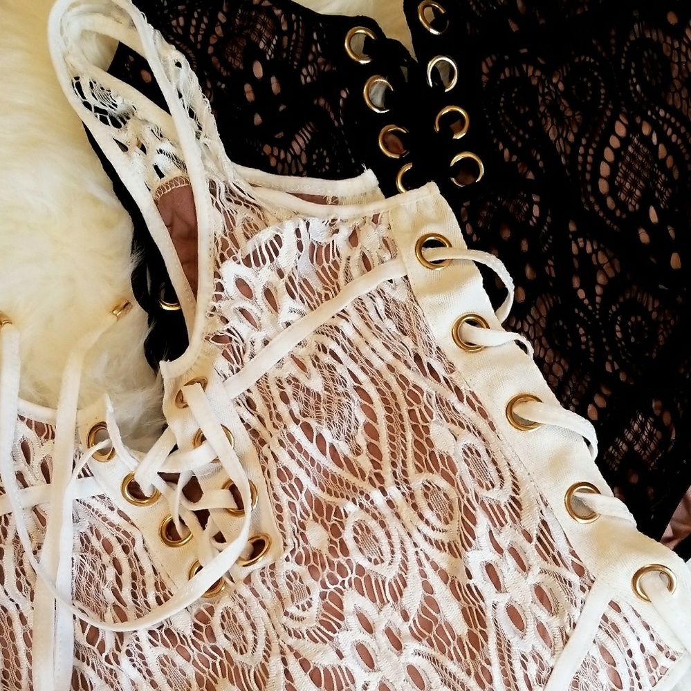 Last L• Sexy Lace Up Bodysuit | White - Picture 4 of 6
